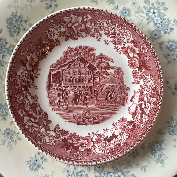 Vintage "Avon Cottage" Thomas hughes red and white transferware - Picture 1 of 3